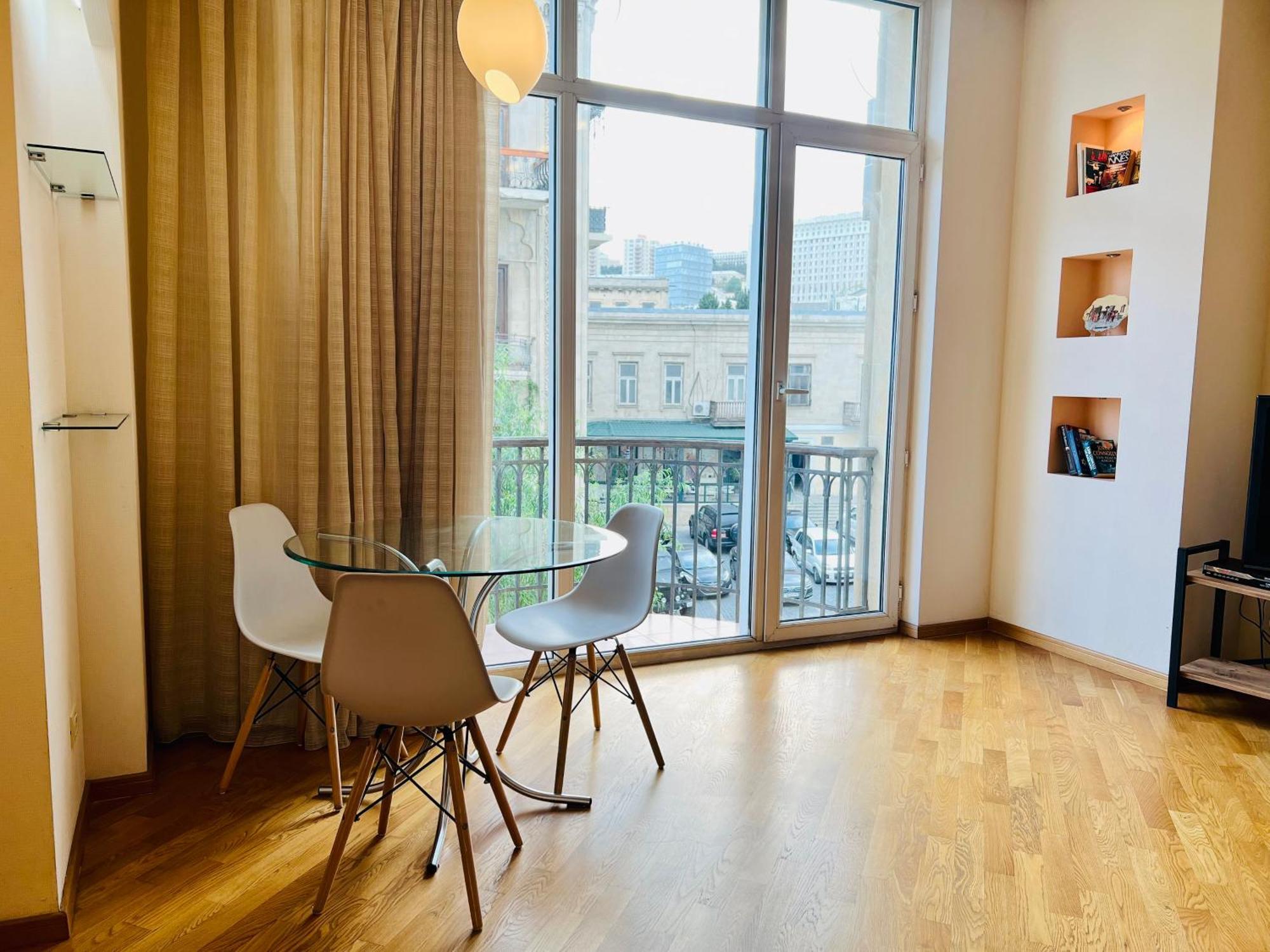 Four Seasons Apartment By Baku Housing Exterior photo